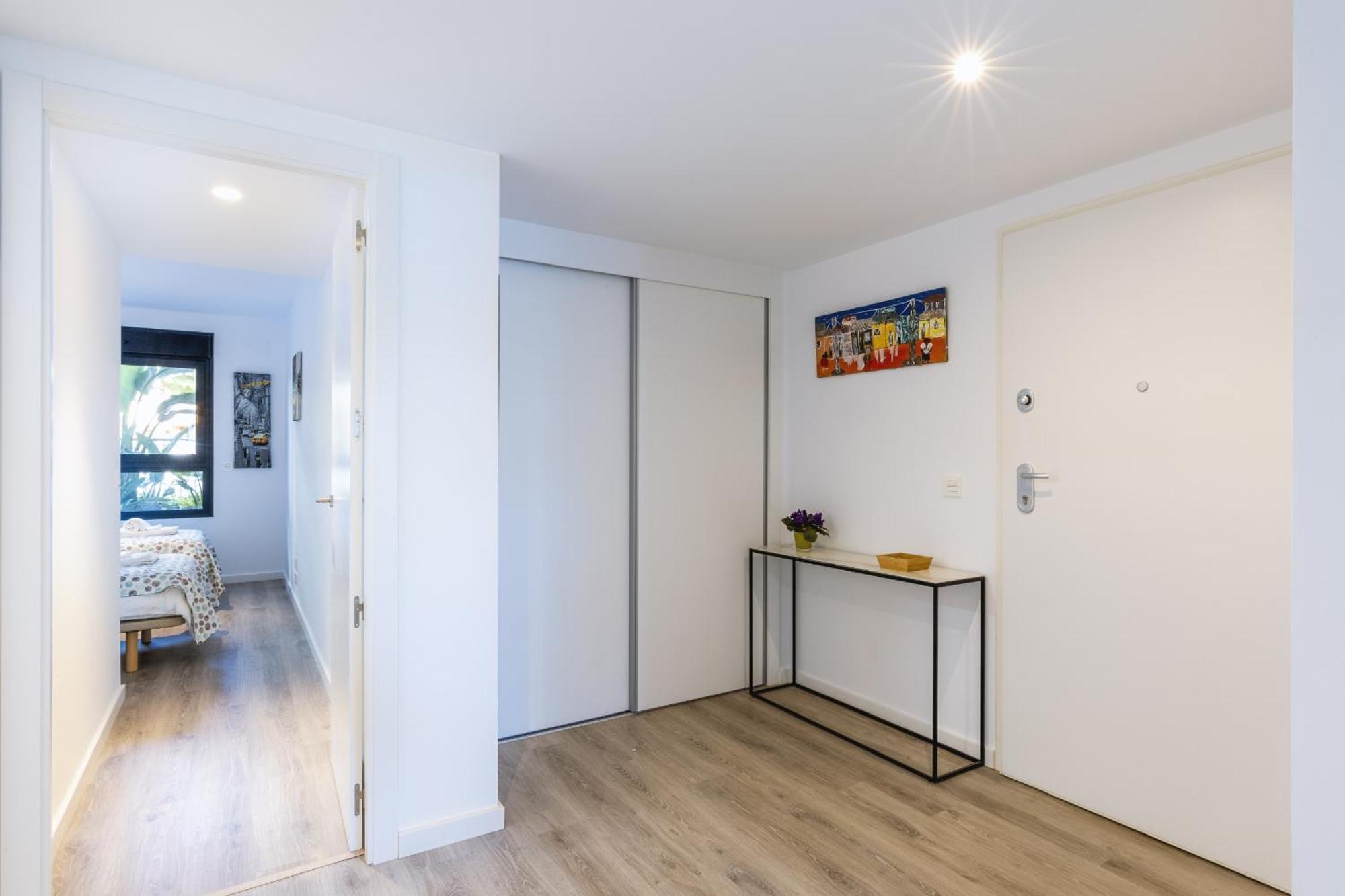 Essential By Charlie Apartment